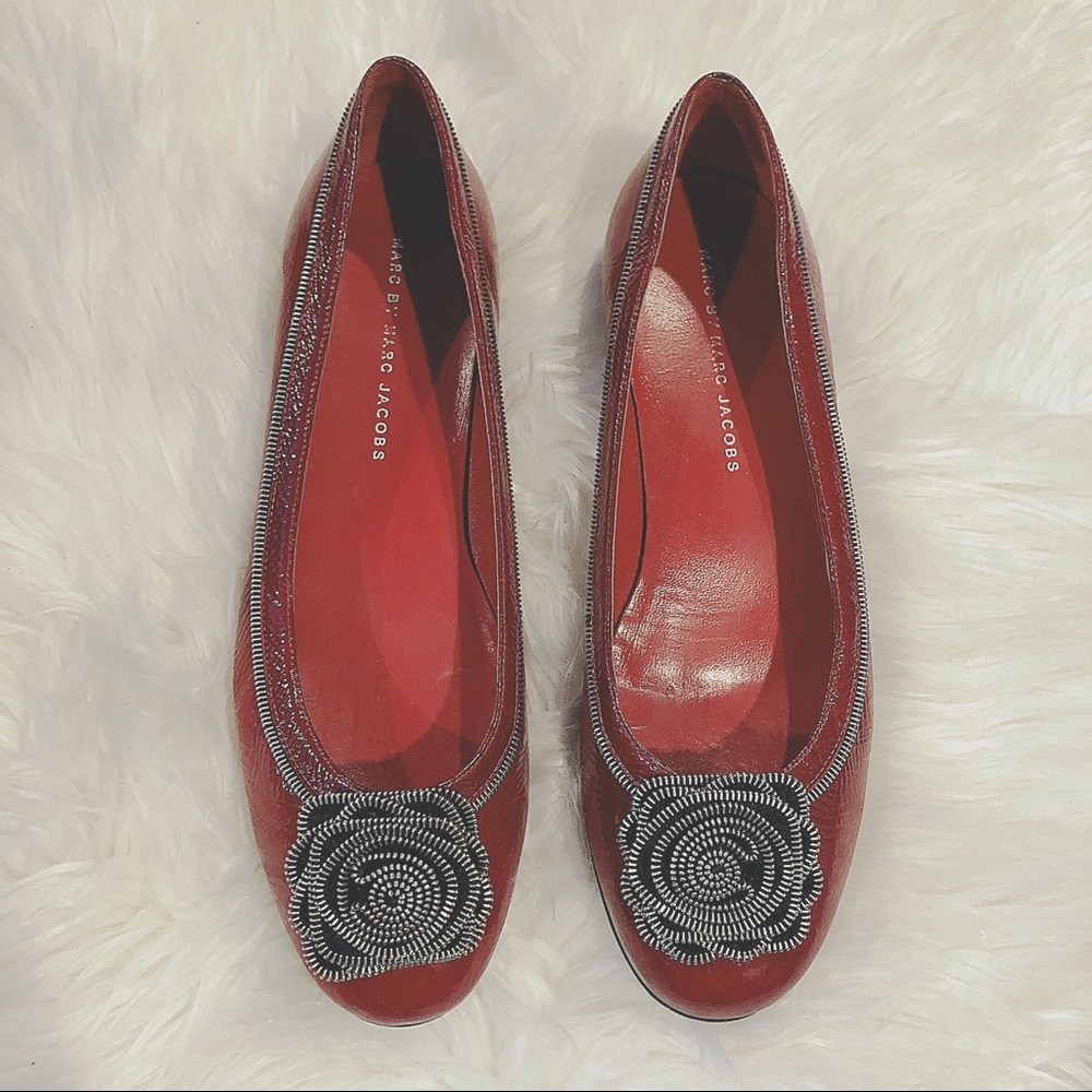 Marc by Marc Jacobs Red Patent Leather Ballet Flats with Floral Trim